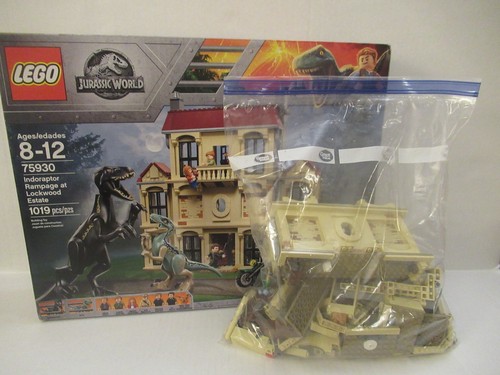 Lego jurassic world - world, indoraptor