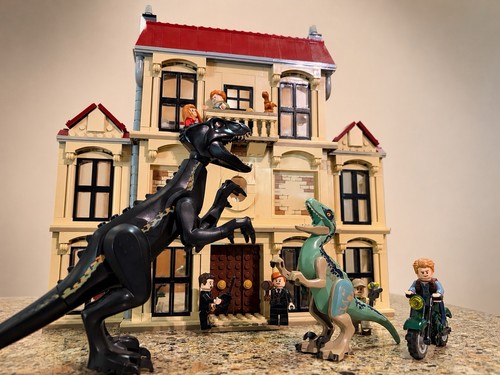 Lego jurassic world 75930 - world,