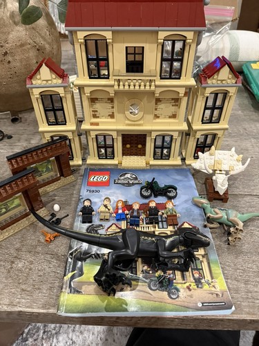 Lego jurassic world indoraptor - jurassic,
